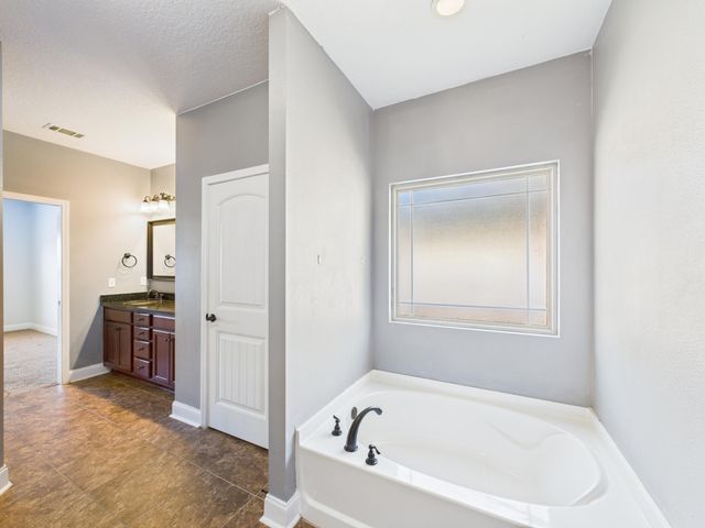 4546 Live Oak Church Road, Crestview, FL 32539