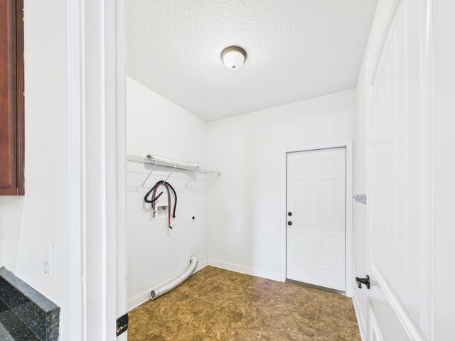 4546 Live Oak Church Road, Crestview, FL 32539