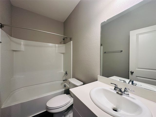 13341 Pine Dunes Drive, Fort Worth, TX 76052