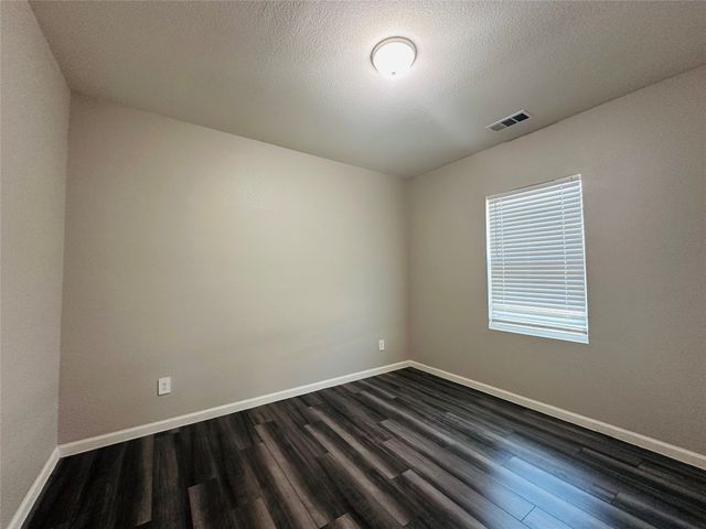 13341 Pine Dunes Drive, Fort Worth, TX 76052