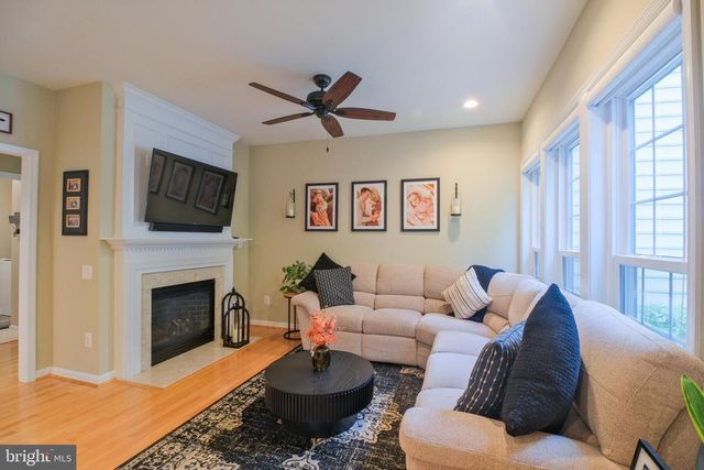 7 WESTFORD DR, Medford, NJ 08055