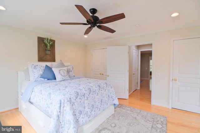 7 WESTFORD DR, Medford, NJ 08055
