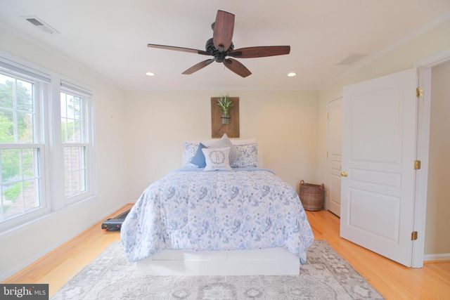 7 WESTFORD DR, Medford, NJ 08055