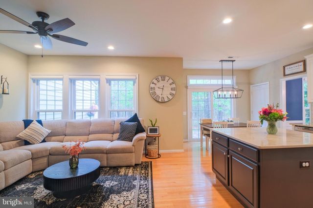 7 WESTFORD DR, Medford, NJ 08055