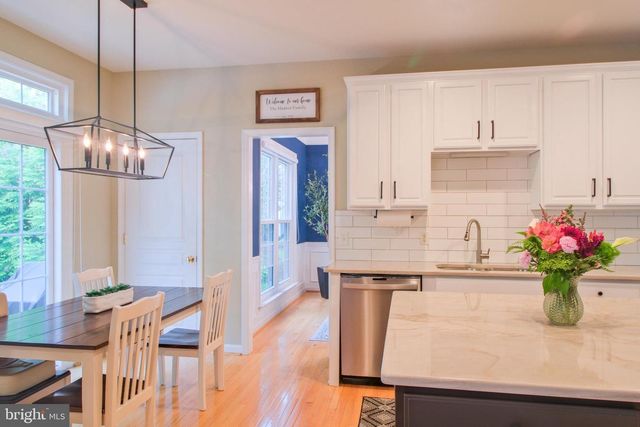 7 WESTFORD DR, Medford, NJ 08055