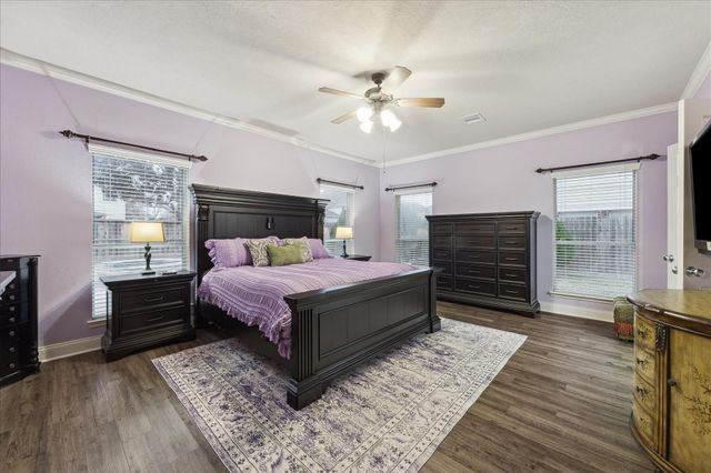 205 Willow Pointe Drive, League City, TX 77573