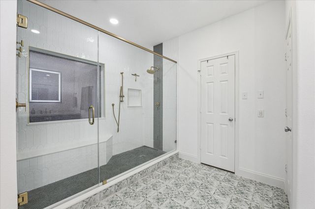 205 Willow Pointe Drive, League City, TX 77573