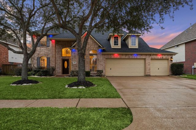 205 Willow Pointe Drive, League City, TX 77573