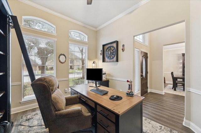 205 Willow Pointe Drive, League City, TX 77573