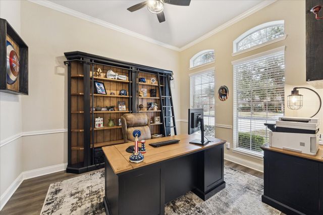 205 Willow Pointe Drive, League City, TX 77573