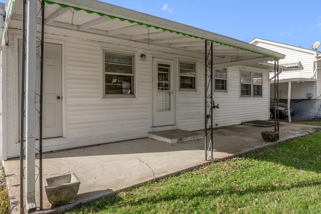 442 Gano Street, Paris, KY 40361