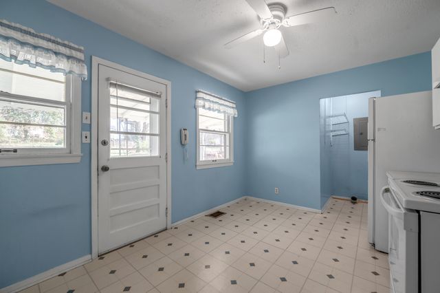 442 Gano Street, Paris, KY 40361