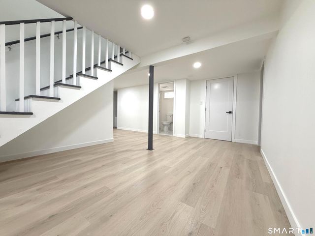 275 Dayton Road, Trumbull, CT 06611