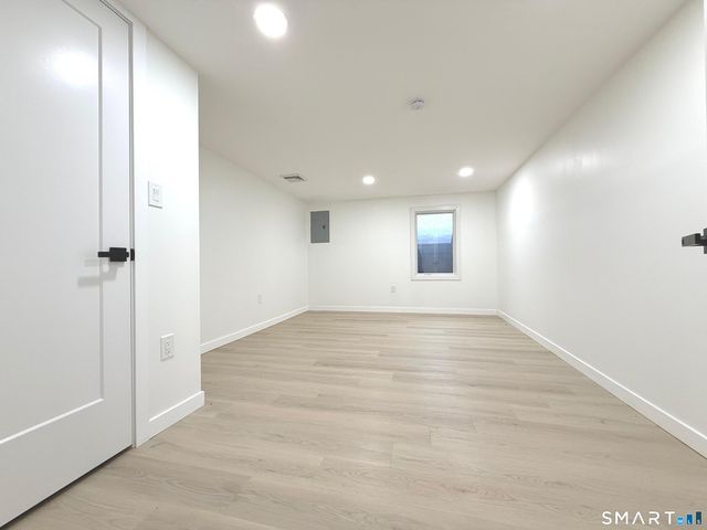 275 Dayton Road, Trumbull, CT 06611