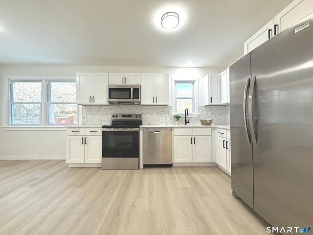 275 Dayton Road, Trumbull, CT 06611