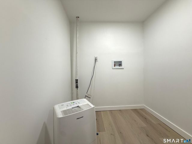 275 Dayton Road, Trumbull, CT 06611