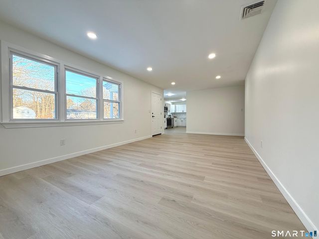 275 Dayton Road, Trumbull, CT 06611