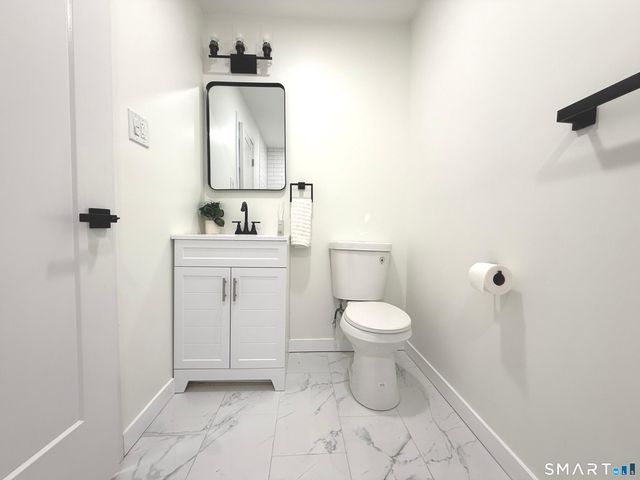 275 Dayton Road, Trumbull, CT 06611