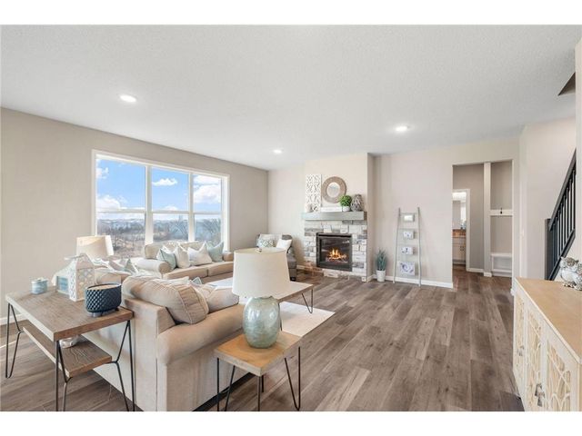 904 Pine Vale Avenue, Somerset, WI 54025