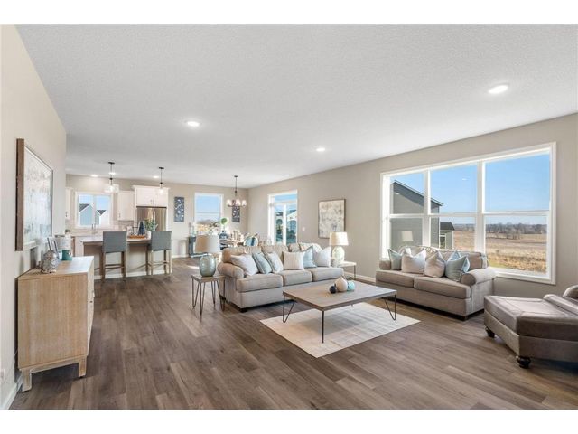 904 Pine Vale Avenue, Somerset, WI 54025