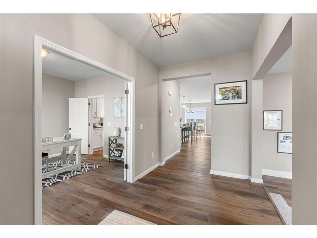 904 Pine Vale Avenue, Somerset, WI 54025