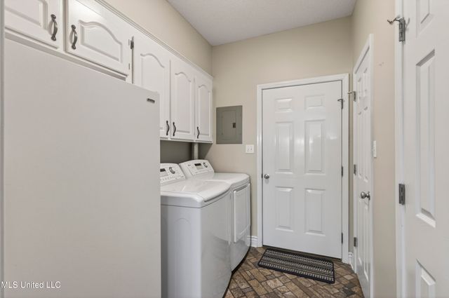 8938 Hanalei Circle, Diamondhead, MS 39525