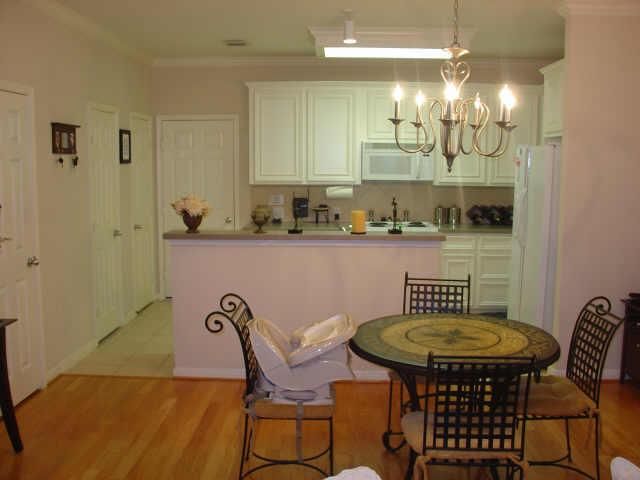 2108 Gillette, Houston, TX 77006