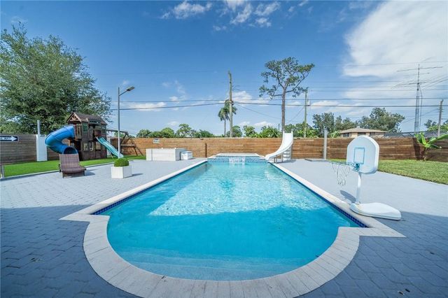 15276 Harrison Road, Delray Beach, FL 33484
