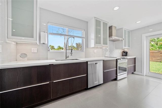 15276 Harrison Road, Delray Beach, FL 33484