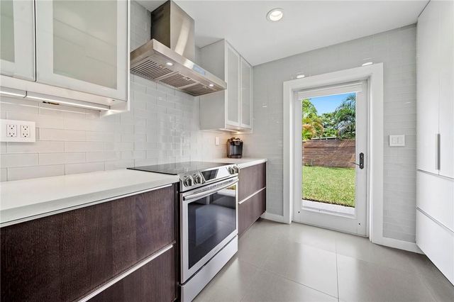 15276 Harrison Road, Delray Beach, FL 33484