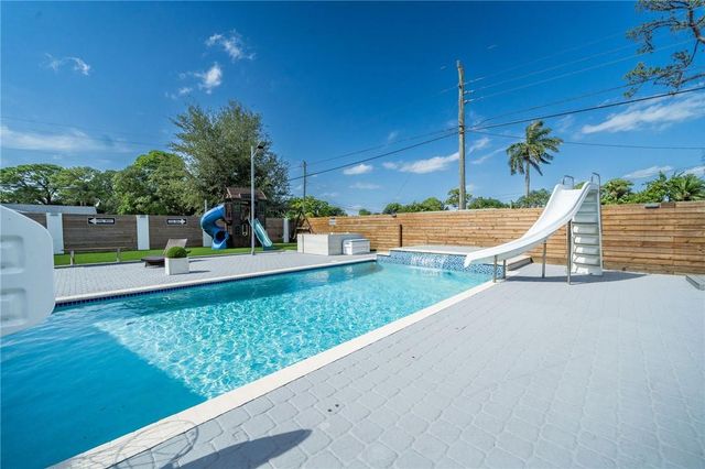 15276 Harrison Road, Delray Beach, FL 33484
