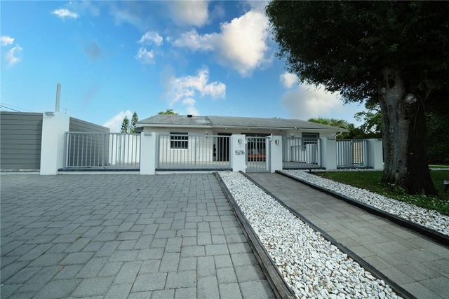 15276 Harrison Road, Delray Beach, FL 33484