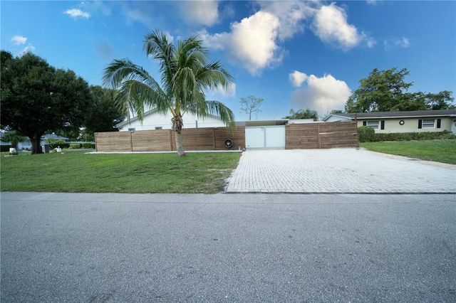 15276 Harrison Road, Delray Beach, FL 33484