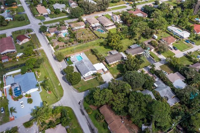 15276 Harrison Road, Delray Beach, FL 33484