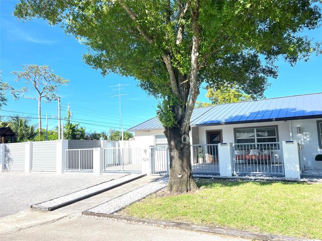 15276 Harrison Road, Delray Beach, FL 33484
