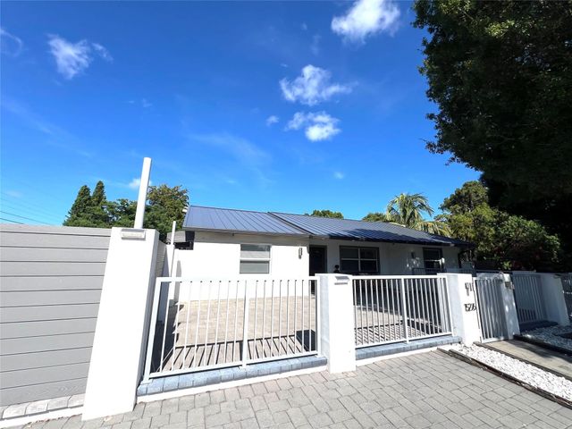 15276 Harrison Road, Delray Beach, FL 33484