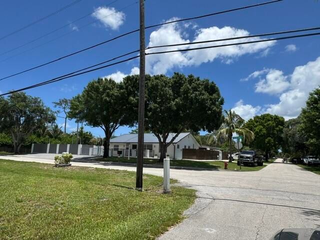 15276 Harrison Road, Delray Beach, FL 33484