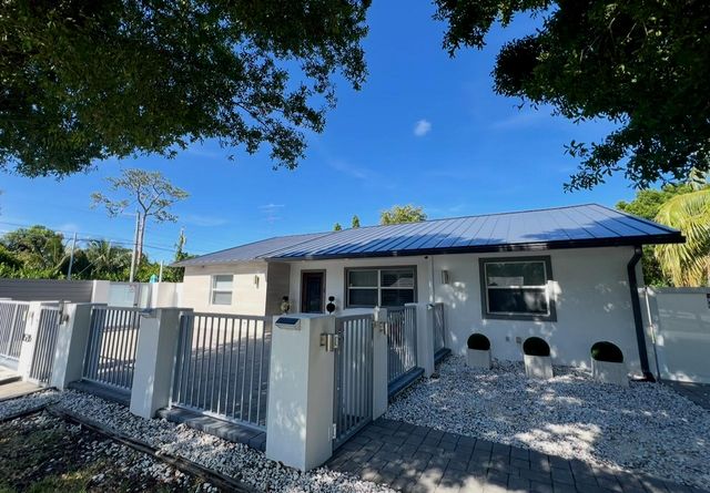 15276 Harrison Road, Delray Beach, FL 33484