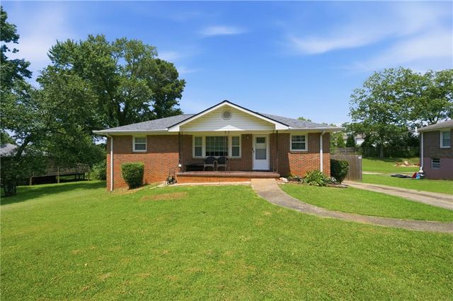 3375 EMERSON Street SE, Smyrna, GA 30082