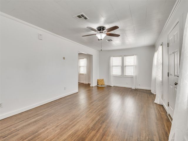 4728 E 4th Place, Tulsa, OK 74112