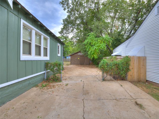4728 E 4th Place, Tulsa, OK 74112
