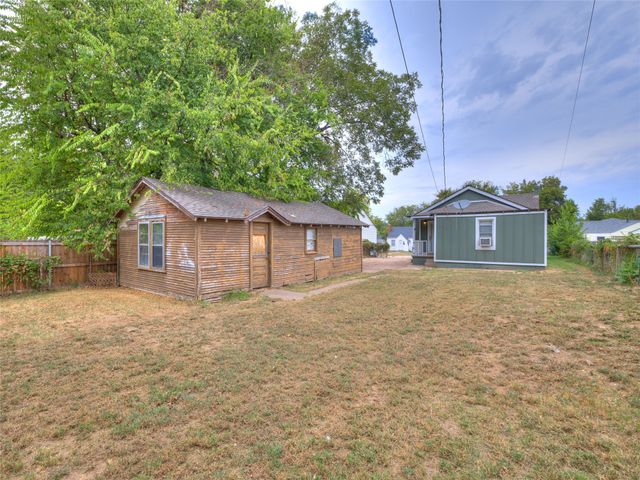 4728 E 4th Place, Tulsa, OK 74112