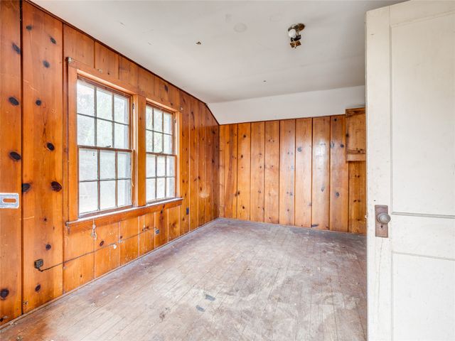 4728 E 4th Place, Tulsa, OK 74112