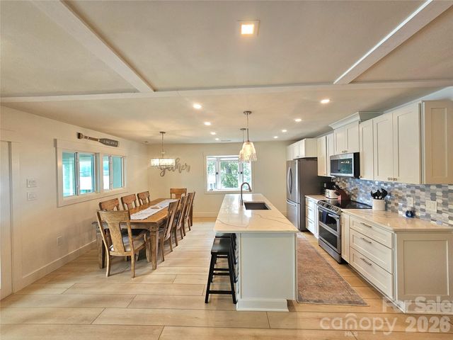 634 Pinehaven Drive PH74, New London, NC 28127