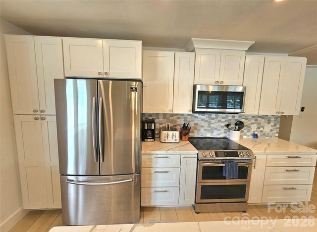 634 Pinehaven Drive PH74, New London, NC 28127