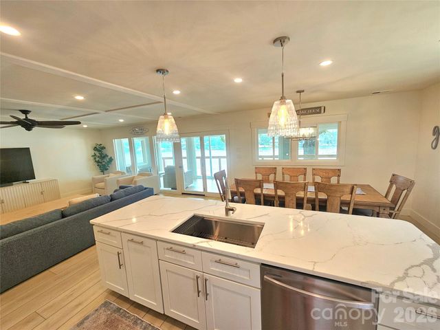 634 Pinehaven Drive PH74, New London, NC 28127