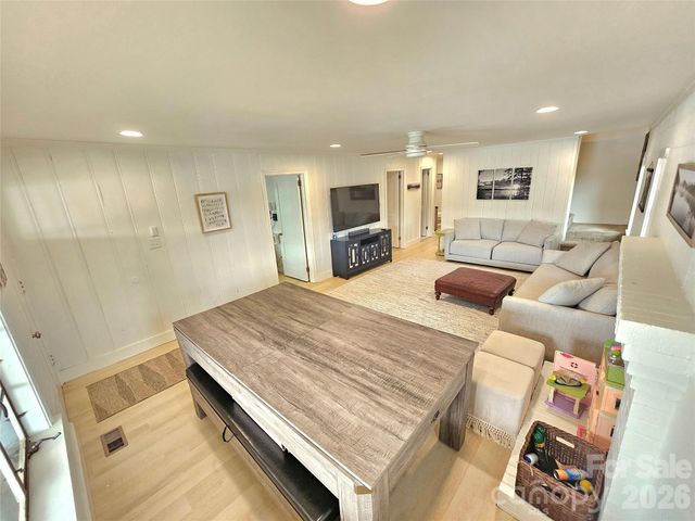 634 Pinehaven Drive PH74, New London, NC 28127