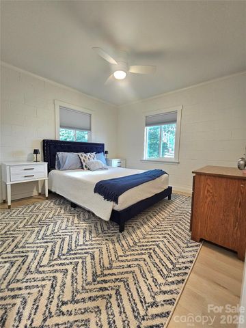 634 Pinehaven Drive PH74, New London, NC 28127