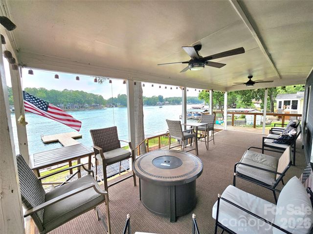 634 Pinehaven Drive PH74, New London, NC 28127