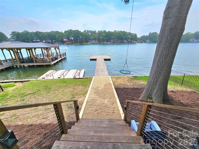 634 Pinehaven Drive PH74, New London, NC 28127
